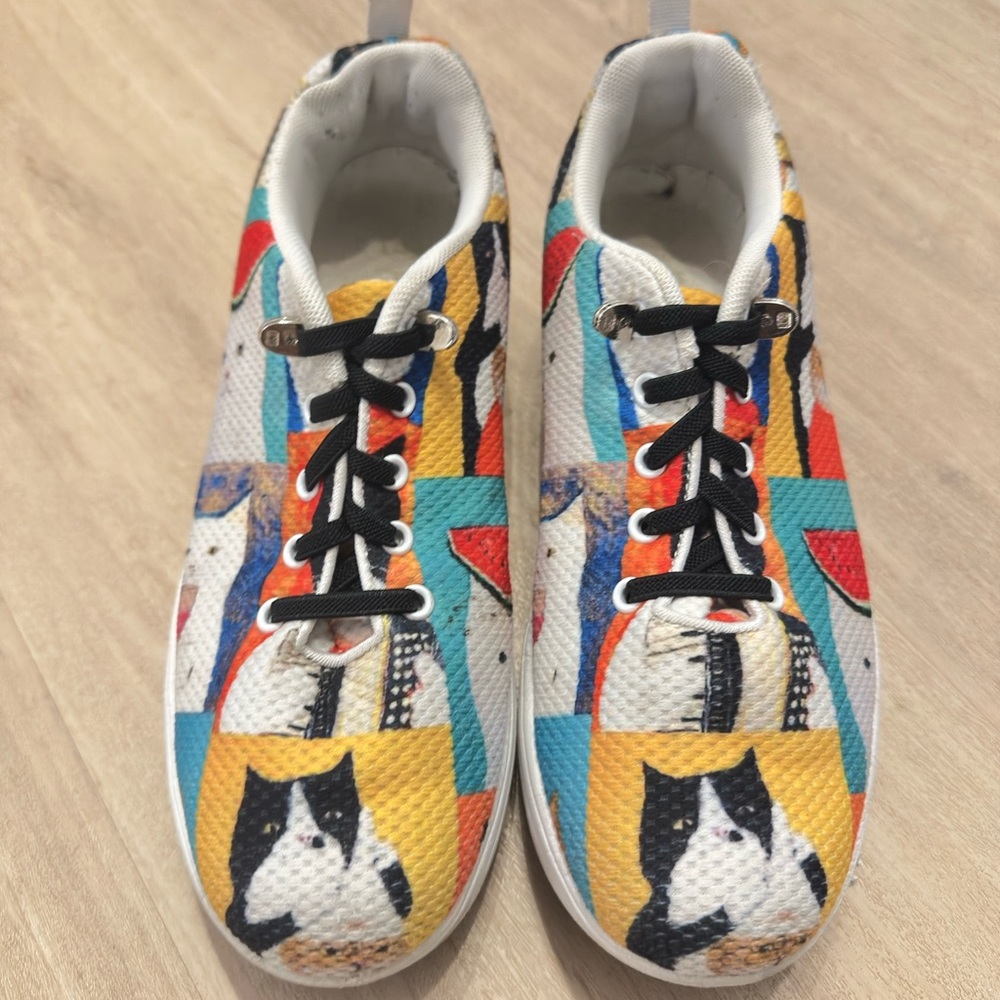 FOR U DESIGNS Sneaker Colorful Cats Women Size 6
